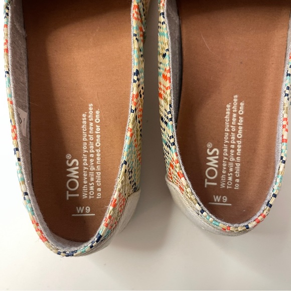 TOMS Multi Colored Woven Fabric - Aztec Print - Flats Slip On Shoes - Women’s 9 - Picture 8 of 9